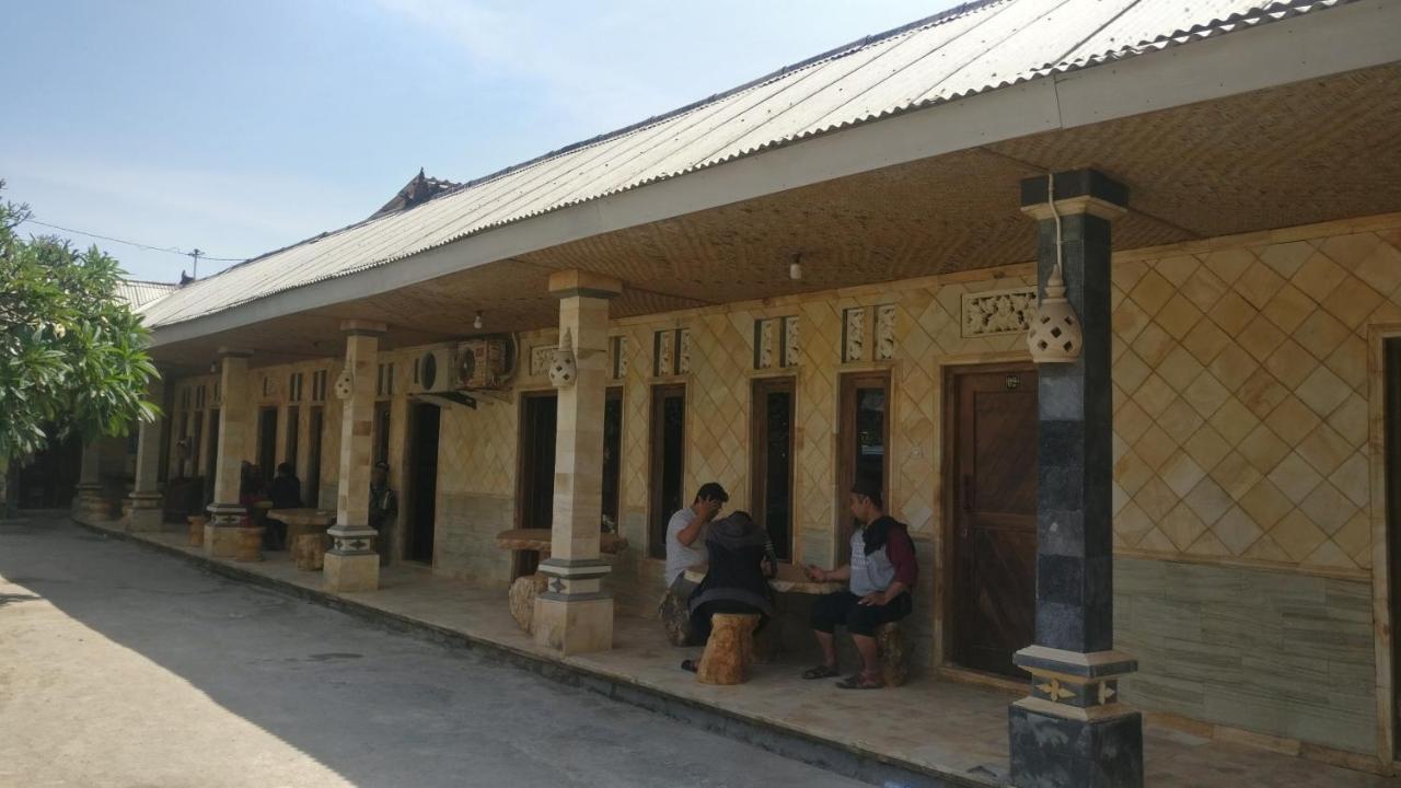 Hotel Kampoeng Drini Brono Exterior foto