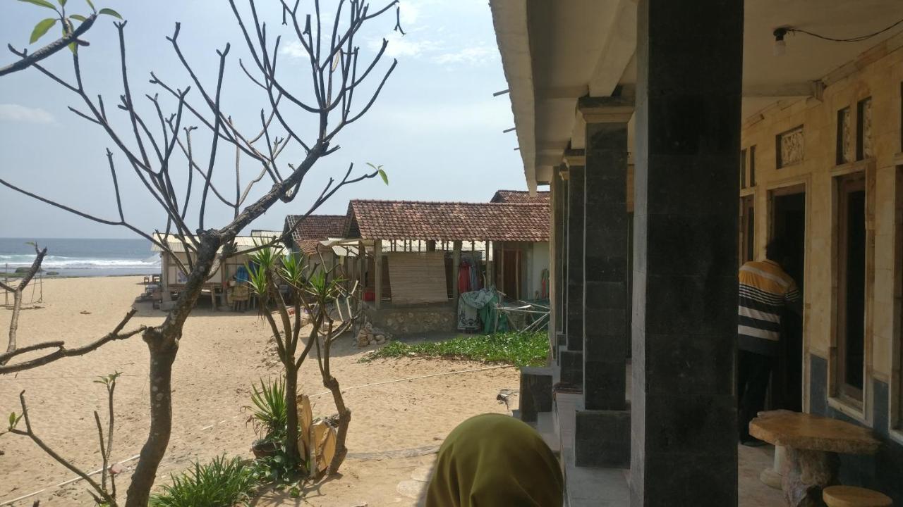 Hotel Kampoeng Drini Brono Exterior foto